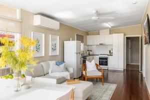 Light & Bright! 3 Bedroom Cottage, East Toowoomba!