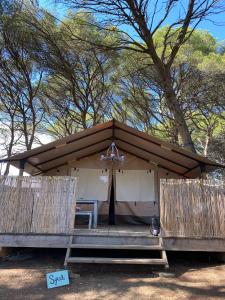 Tentes de luxe Saint Paul le Marseillais Tentes Equippees Hebergements Insolites Lodges : photos des chambres