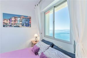 Beachfront Apartment Marbella Center