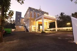 CHALLYIL CASTLE - Vayalār