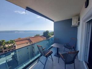 Apartment in Lokva Rogoznica with sea view, balcony, air conditioning, WiFi 5118-3