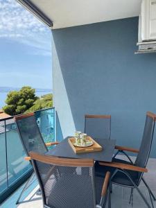 Apartment in Lokva Rogoznica with sea view, balcony, air conditioning, WiFi 5118-6