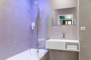 Hotels Grand Hotel de la Gare Toulon - Boutique Hotel : Chambre Double Confort