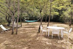 Maisons de vacances Gite La Bergerie - Piscine - Jacuzzi - Paisible - Montcuq en Quercy blanc : photos des chambres