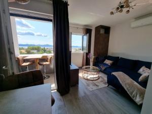 Studio apartment in Zadar with sea view, balcony, air conditioning, WiFi 5114-1