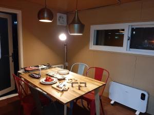 Mapo Rooftop camping house