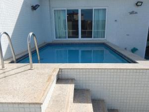 Cobertura de Luxo com Piscina e churrasqueira na Praia do Forte