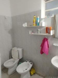 Casa cómoda, todos los servicios!!!!