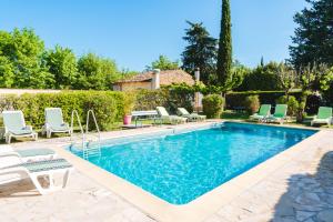 Hotels Au Bien Etre piscine : photos des chambres