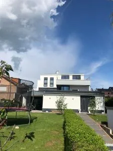 moderne Ferienwohnung in Rheinbach bei Köln/Bonn - بيرج ان اهروييلر