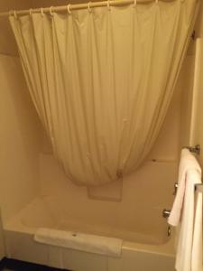 Queen Room with Two Queen Beds - Non-Smoking room in Summer Wind Budget Motel