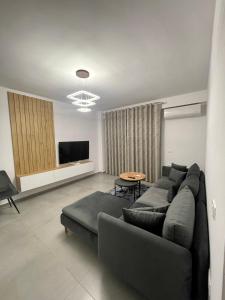 SeaView Modern Two Bedroom Apartment