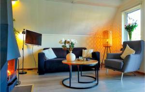 Stunning Home In Gramsbergen With Wifi