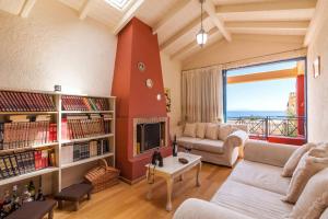 Boundos By The Beach