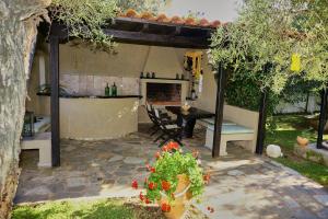 Villa The Cosy Olive