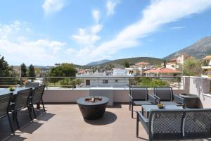 Spacious & Minimal Apartment Near Airport Peania Coniann Filoxenia