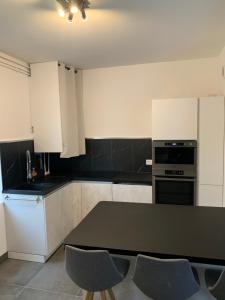 Appartement centre-ville rénové 68 personnes