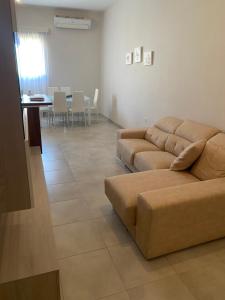 Sliema Central 2-Bedroom on a Quiet Street, Near Valletta by Malta Weekend