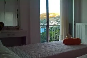 Lina's Apartment 2 - Menídion