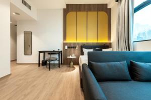 Suite Nhỏ có Giường Đôi Lớn (Junior Suite with Queen Bed)