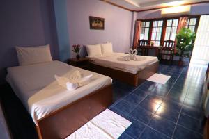 Coconut House Resort