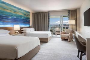 *Newly Renovated* Partial Ocean Doubles, Guest room, 2 Double room in Sheraton Waikiki
