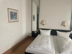 Standard Triple Room room in Hotel Bitterfelder Hof