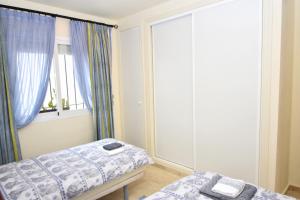 Beautiful Apt with Golf & Lake Views Mijas Golf