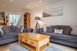 Trewhiddle Retreat V24 by Together Travel - Luxury 4-Bedroom Villa