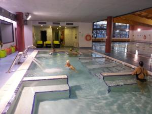 APARTMENTSUITESPAIN FORMIGAL ORDESa