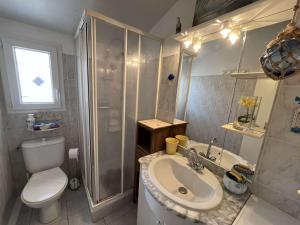 Maison de vacances climatisée avec terrasse, parking privé, proche plage et commerces - FR-1-387-190