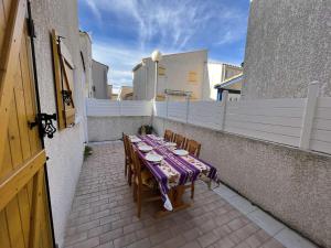 Maison de vacances climatisée avec terrasse, parking privé, proche plage et commerces - FR-1-387-190