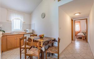 Amazing Apartment In Medulin With 2 Bedrooms And Wifi
