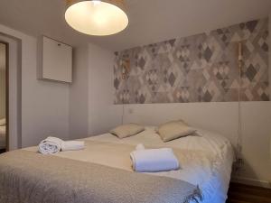 Travel Homes - NewGate 1, elegant, heart of Colmar