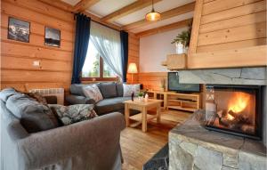 3 Bedroom Pet Friendly Home In Huba