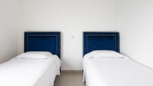 Luxury Ocean View Apartment by Huespedia 1608