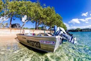 Reflections Massy Greene - Holiday Park - Crabbes Creek