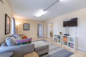 Budget Friendly Condo in the Heart of Gulf Shores!