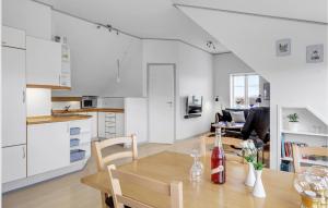 2 Bedroom Nice Apartment In Nexø