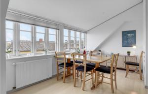 2 Bedroom Nice Apartment In Nexø