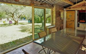 Maisons de vacances Stunning Home In Generarguese With 5 Bedrooms, Wifi And Outdoor Swimming Pool : photos des chambres