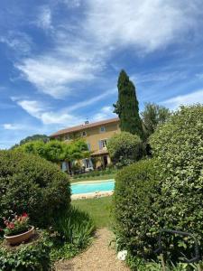 Villas Luxueux Mas provencal avec piscine au pied du Mont Ventoux : photos des chambres