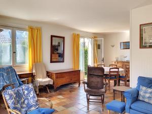 Maisons de vacances Maison Plain-Pied avec Jardin, 500m Plage, 3 Ch, 6 Pers, WiFi, Stationnement, Proche Mont-Saint-Michel - FR-1-361-160 : photos des chambres