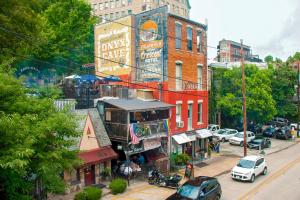 Lake Lucerne - Treehouse Cabin #01