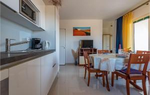 Stunning Apartment In Pakostane With 1 Bedrooms, Outdoor Swimming Pool And Wifi 