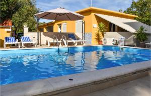 Stunning Apartment In Pakostane With 1 Bedrooms, Outdoor Swimming Pool And Wifi