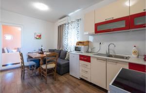 Awesome Apartment In Zdrelac With Wifi And 1 Bedrooms