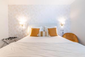 Hotels Hotel Echappee en Baie - Parking prive gratuit : photos des chambres