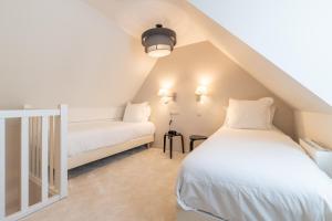 Hotels Hotel Echappee en Baie - Parking prive gratuit : photos des chambres