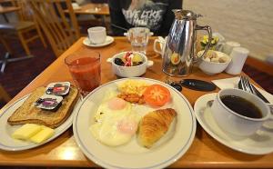 Aviary Hanoi Hotel & Travel